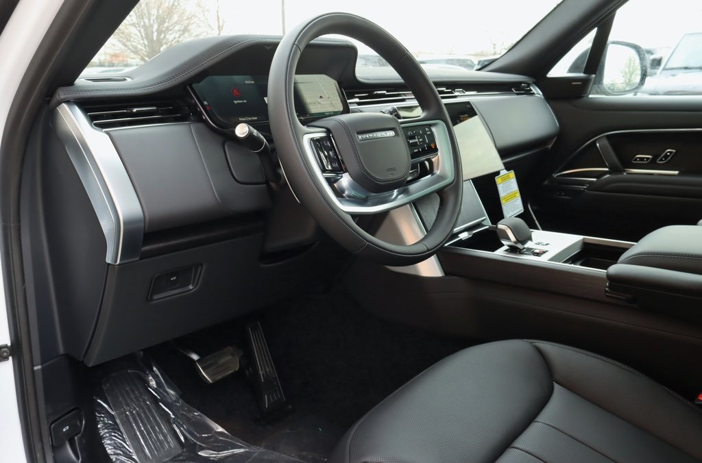 2025 LAND ROVER RANGE ROVER - Image 11
