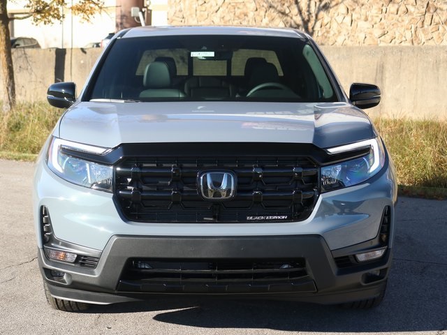 2026 Honda Ridgeline Black Edition photo 2