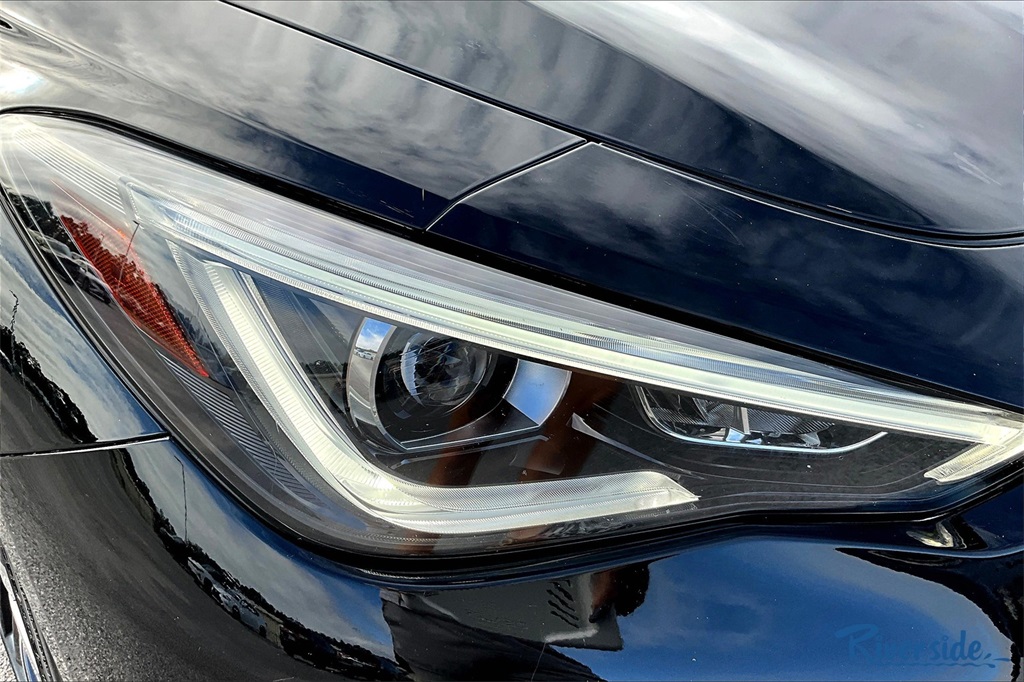 2017 Infiniti Q60 3.0t Premium photo 28