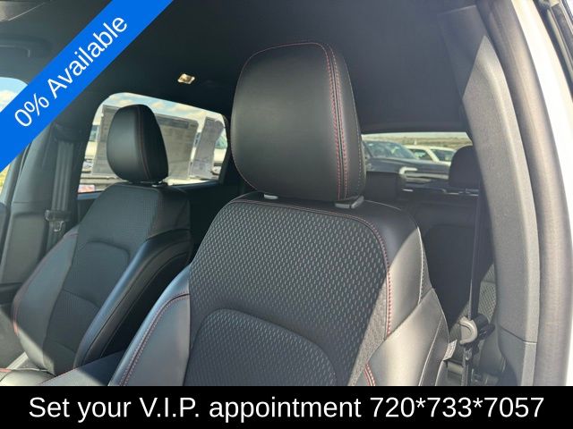 2025 Ford Escape ST-Line photo 11