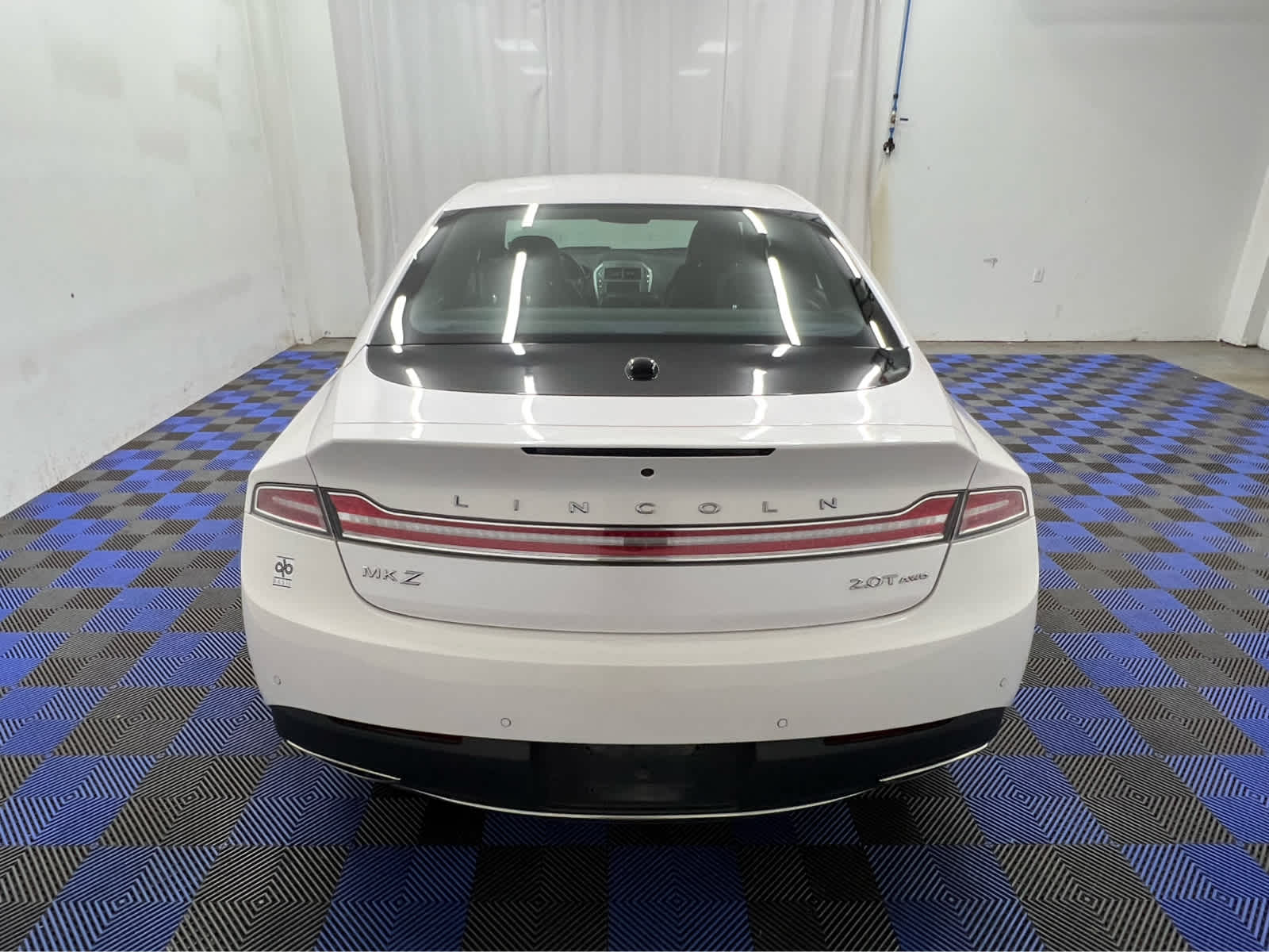2017 Lincoln MKZ Premiere photo 13
