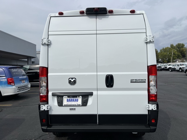 2026 Ram ProMaster 2500 photo 2