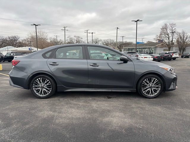 2023 Kia Forte GT-Line photo 4