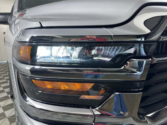 2026 Ram 2500 Tradesman photo 4