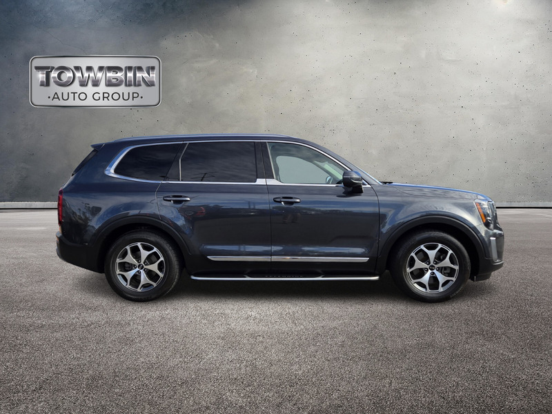2021 Kia Telluride EX photo 3