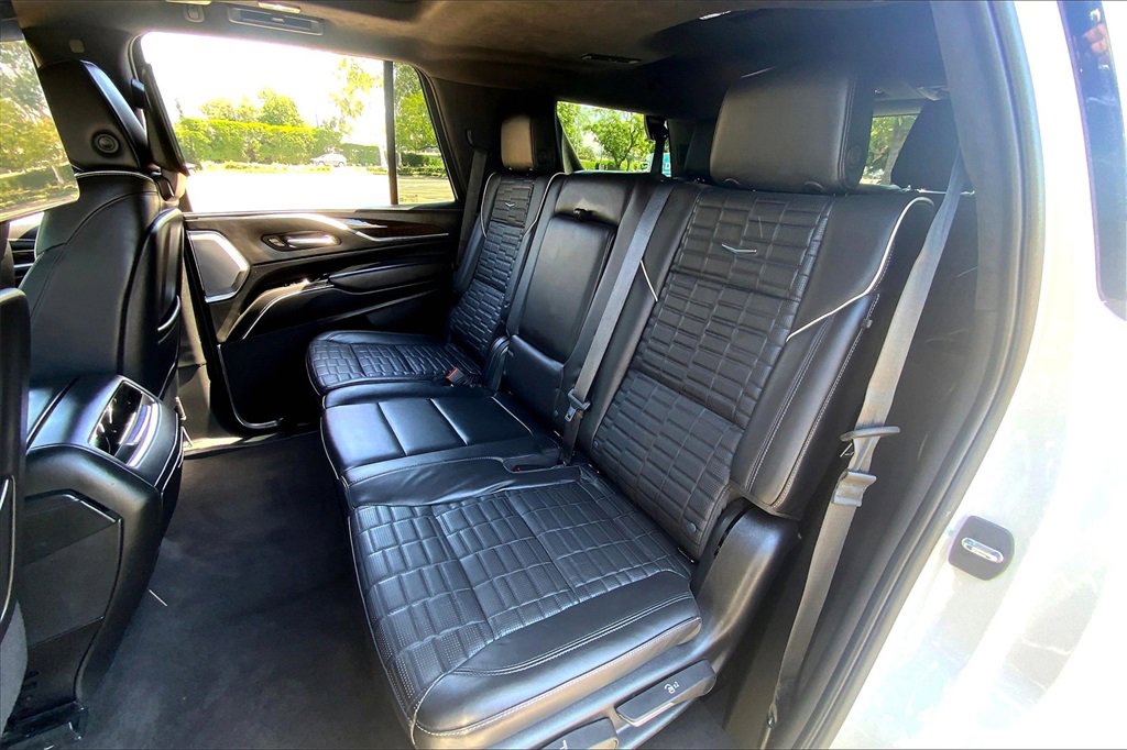 2022 Cadillac Escalade Premium Luxury Platinum photo 20