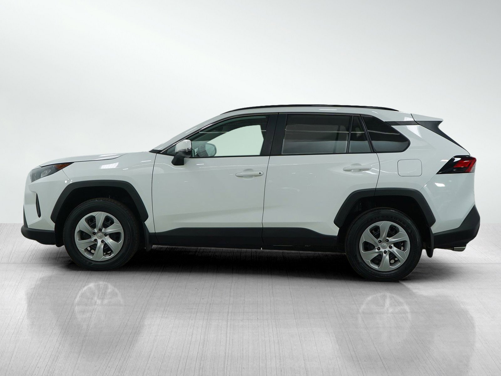Used 2021 Toyota RAV4 LE with VIN 2T3G1RFV3MW220186 for sale in Bloomington, Minnesota