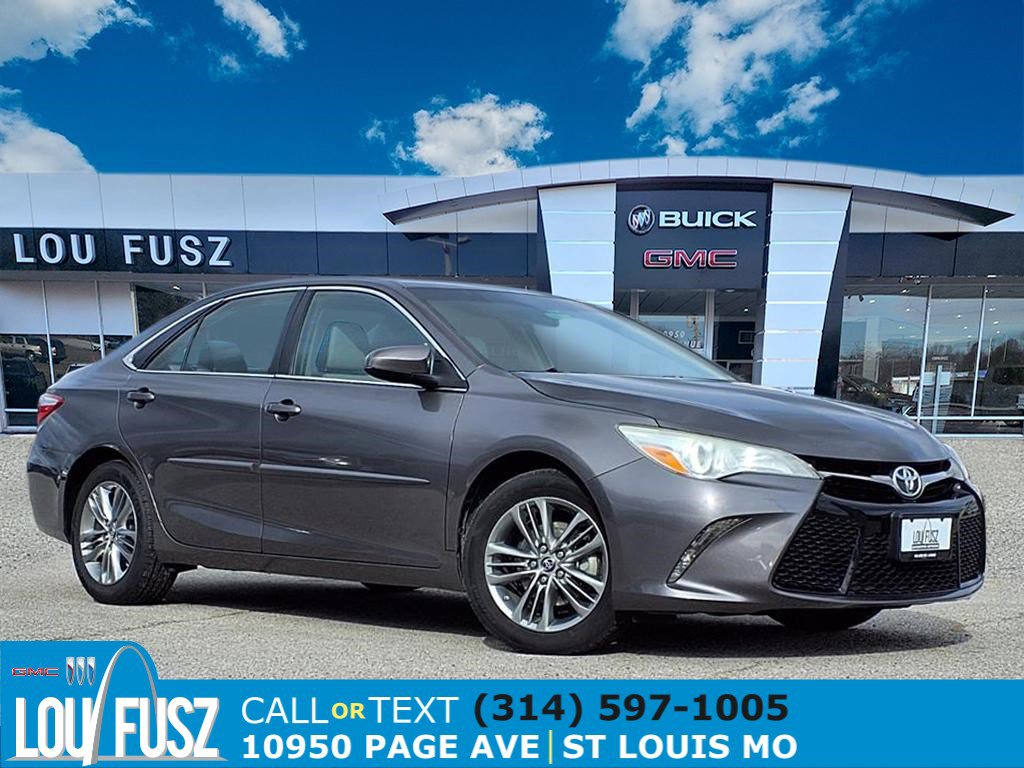 2015 Toyota Camry SE