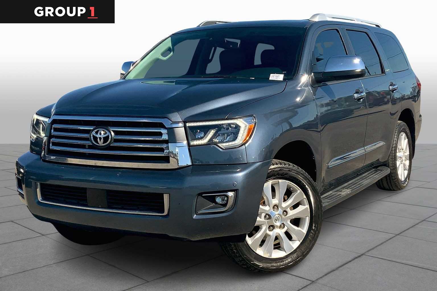2020 Toyota Sequoia Platinum's photo