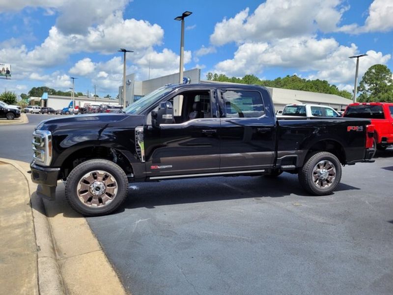 2025 Ford F-250 King Ranch photo 4