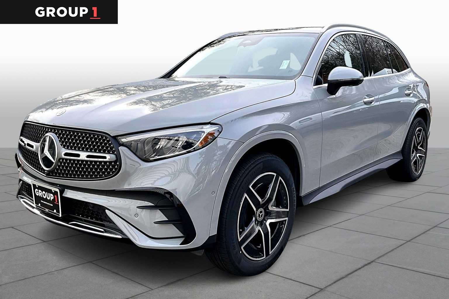 2026 Mercedes-Benz GLC Base's photo