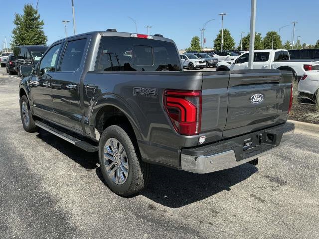 2025 Ford F-150 Lariat photo 3