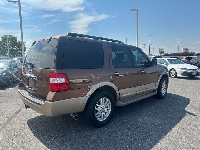 2012 Ford Expedition XLT photo 2