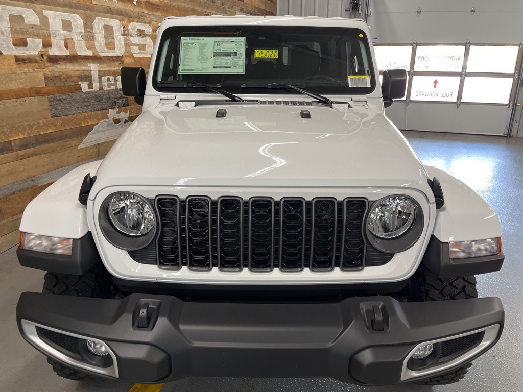 2025 Jeep Gladiator Sport photo 15
