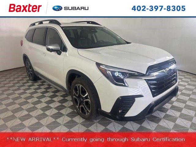 2023 Subaru Ascent Limited's photo