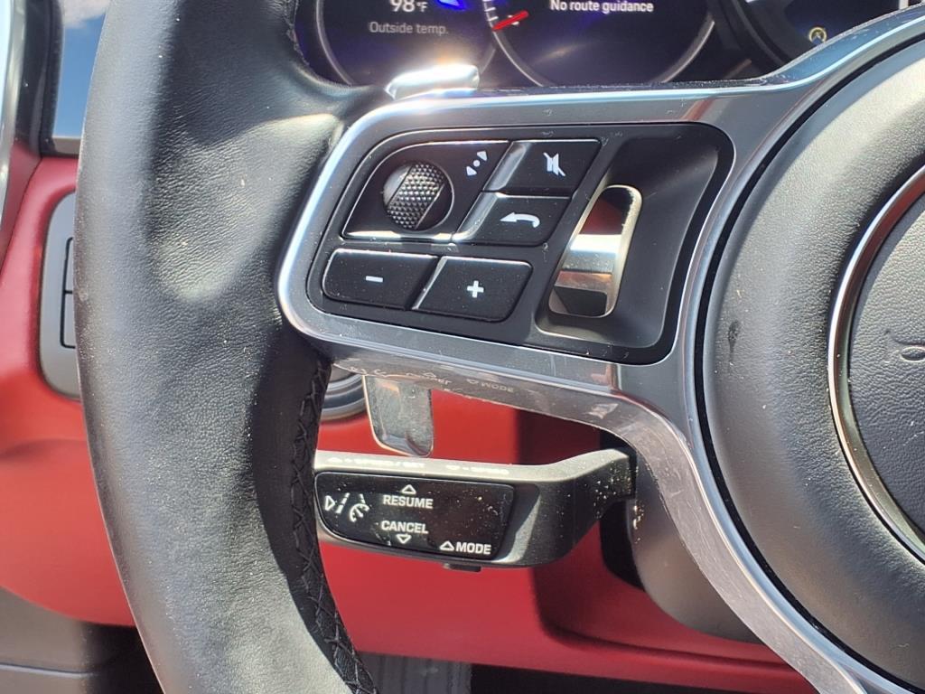 2023 Porsche Cayenne Base photo 17