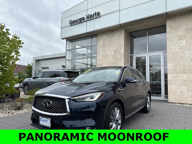 2022 Infiniti QX50 Essential photo 3