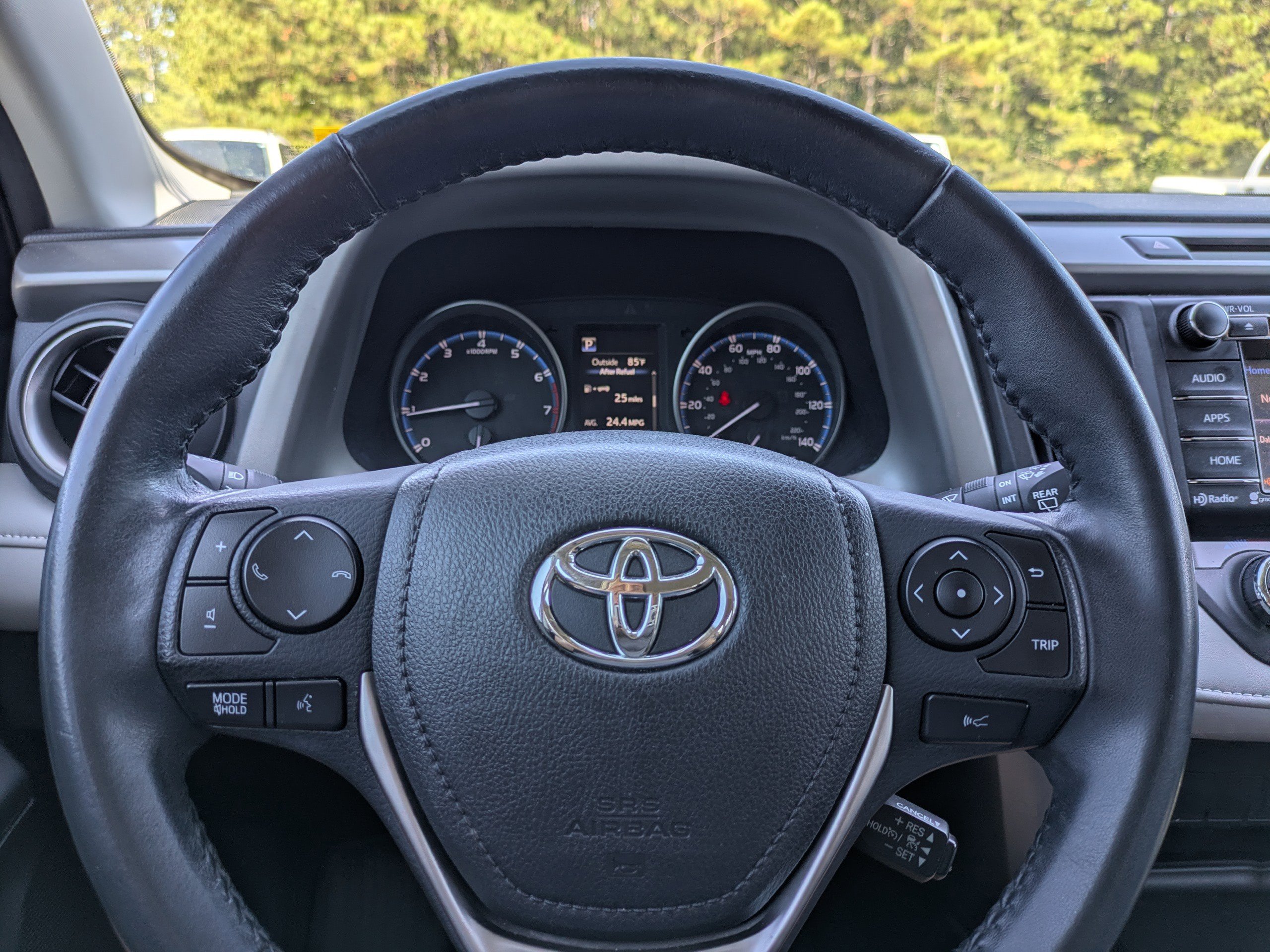 2018 Toyota RAV4 XLE photo 27