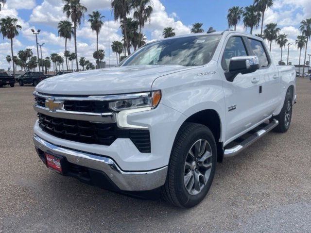 2026 Chevrolet Silverado 1500 LT photo 3