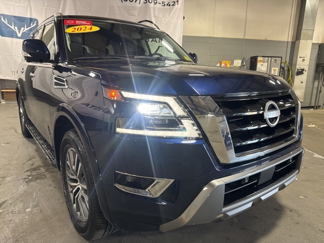 2024 Nissan Armada SL photo 3