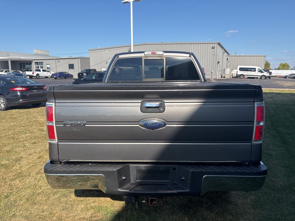 2012 Ford F-150 XLT photo 4
