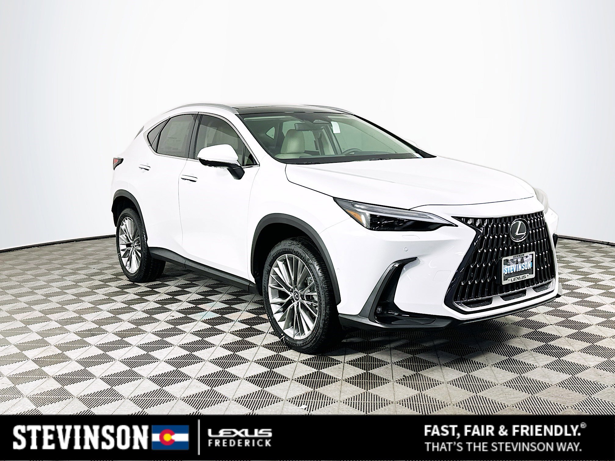 2026 Lexus NX Hybrid 350h's photo