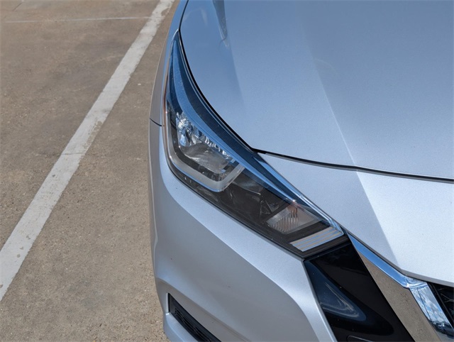 2021 Nissan Versa 1.6 SV photo 3