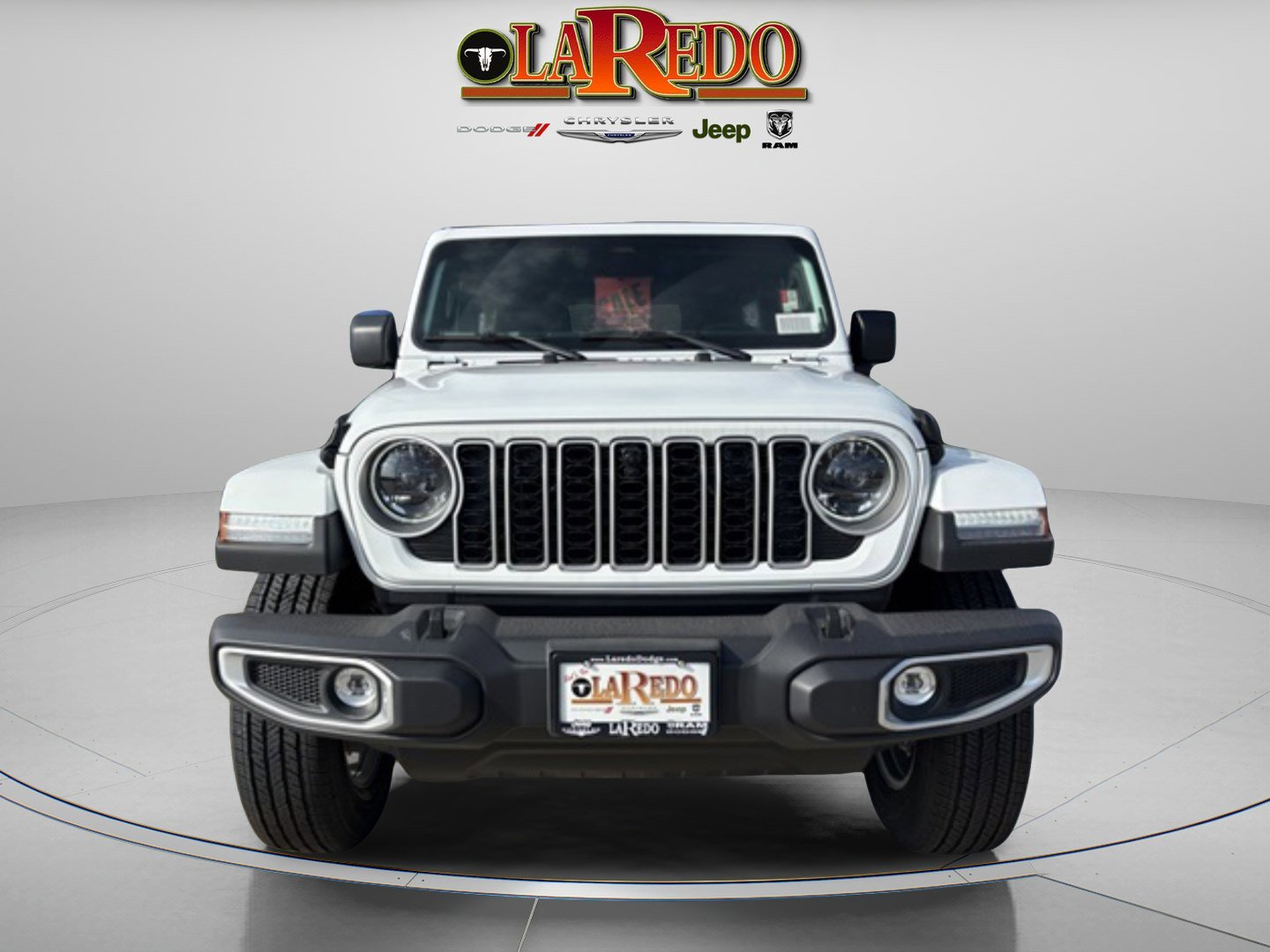 2025 Jeep Wrangler Sahara photo 2