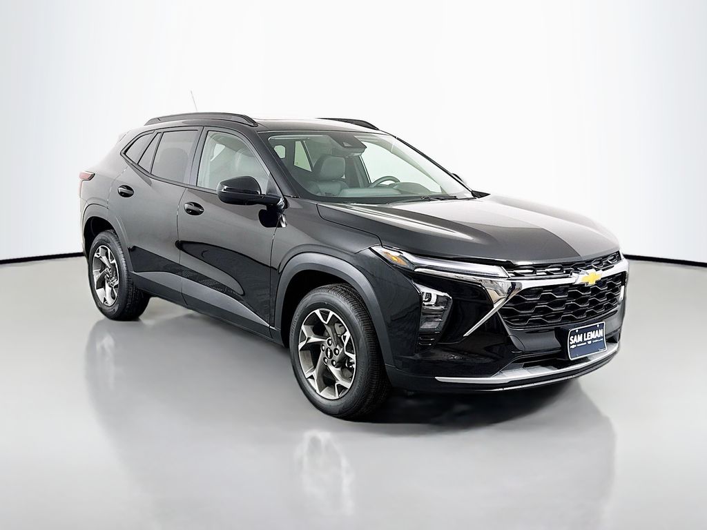 2026 Chevrolet Trax LT's photo