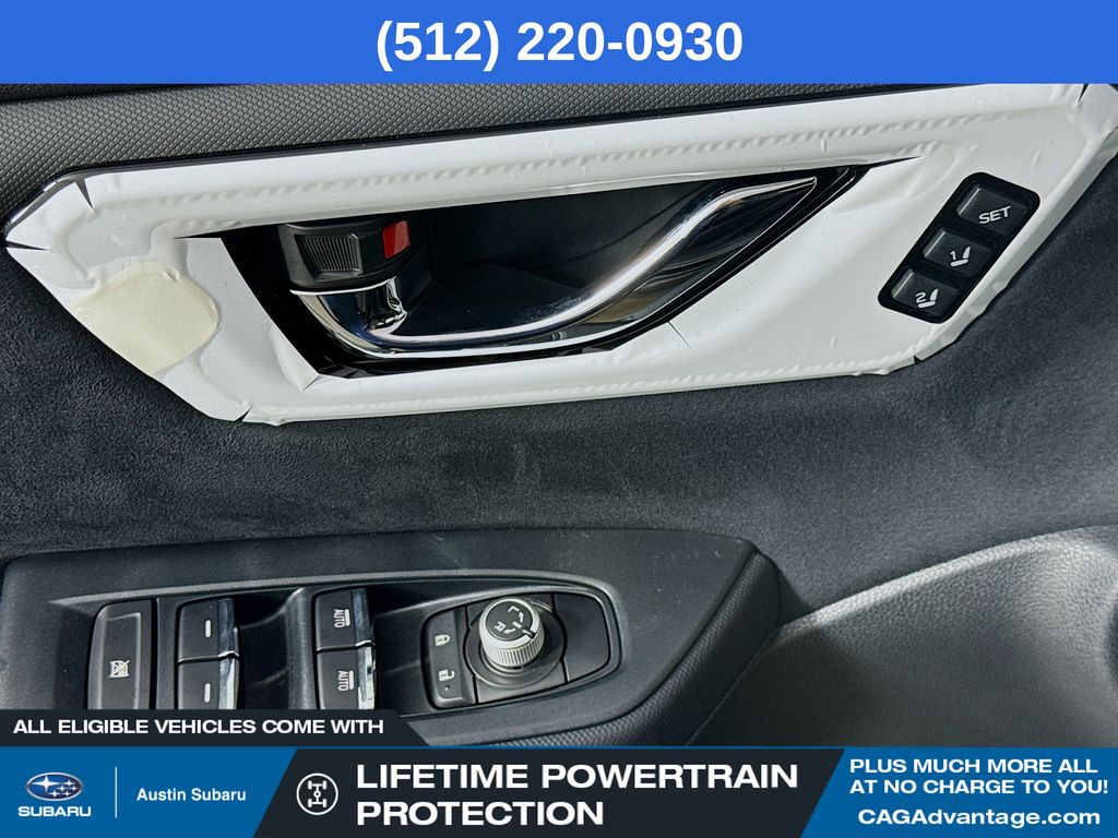2025 Subaru Forester Touring photo 18