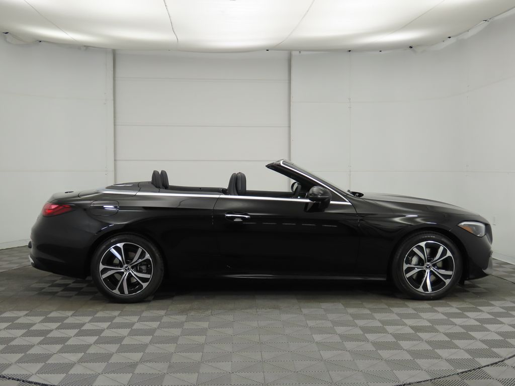 2025 Mercedes Benz CLE 300 4MATIC photo 4