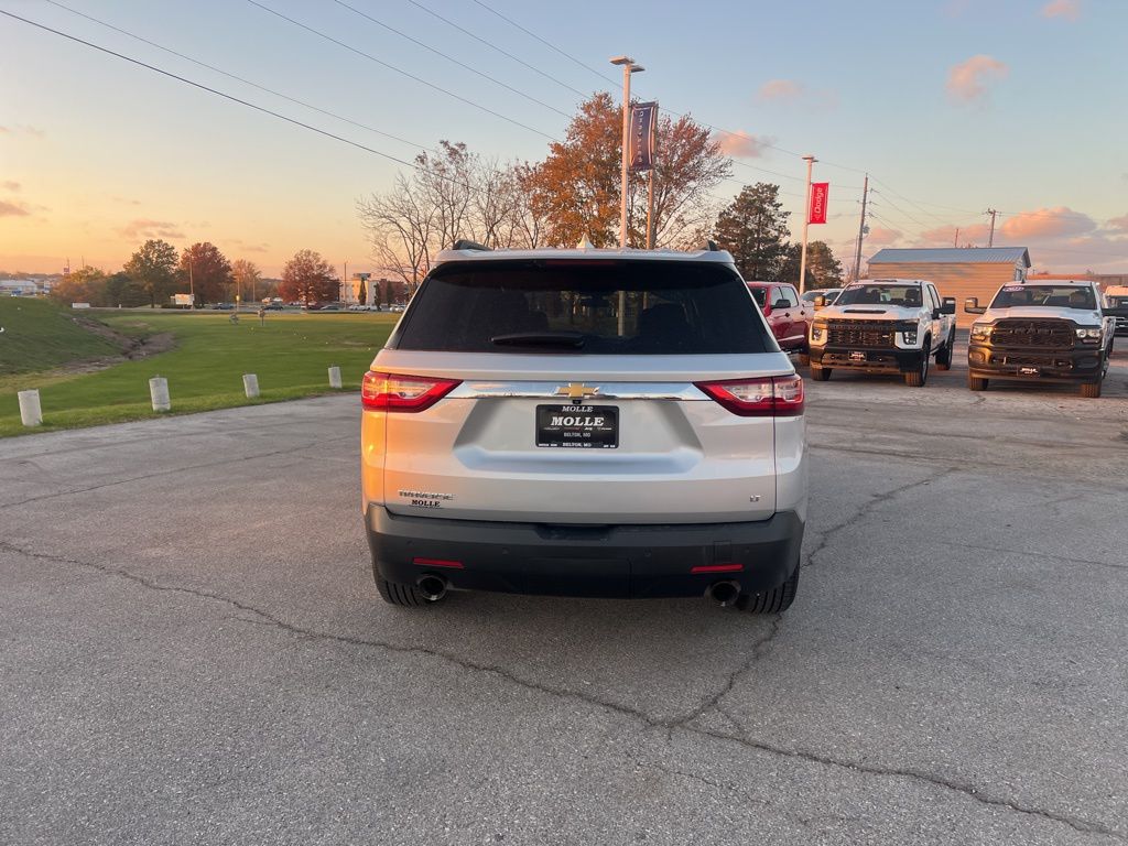 2020 Chevrolet Traverse 1LT photo 4