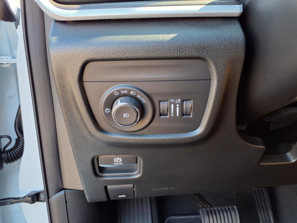 2025 Jeep Grand Cherokee Limited photo 25