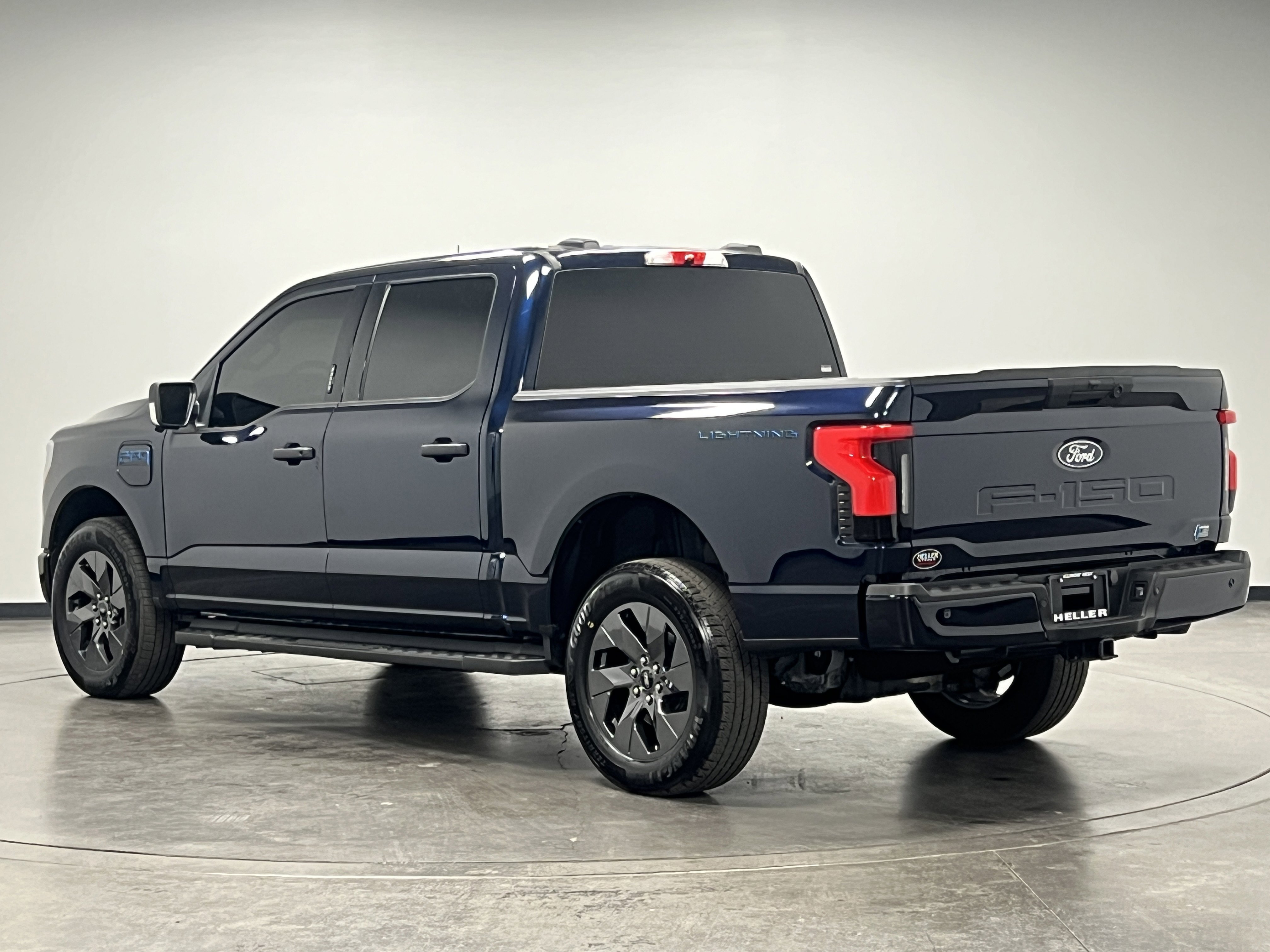 2024 Ford F-150 Lightning XLT photo 5