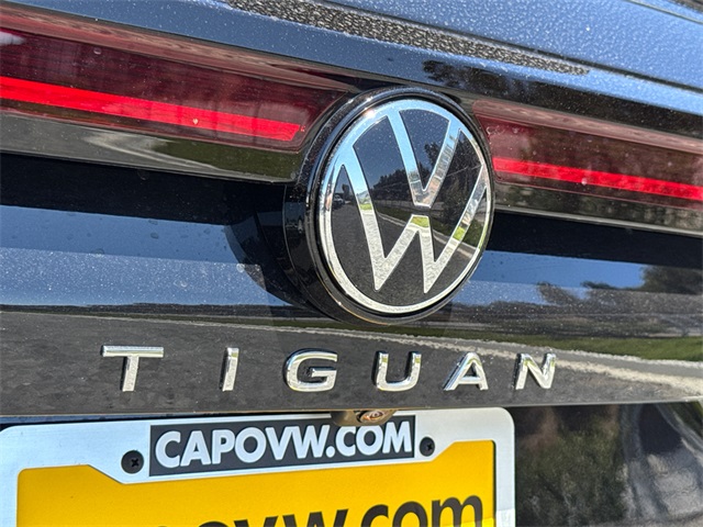 2025 Volkswagen Tiguan SE photo 12