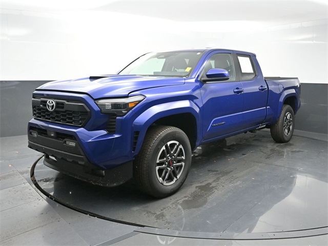 2024 Toyota Tacoma TRD Sport's photo