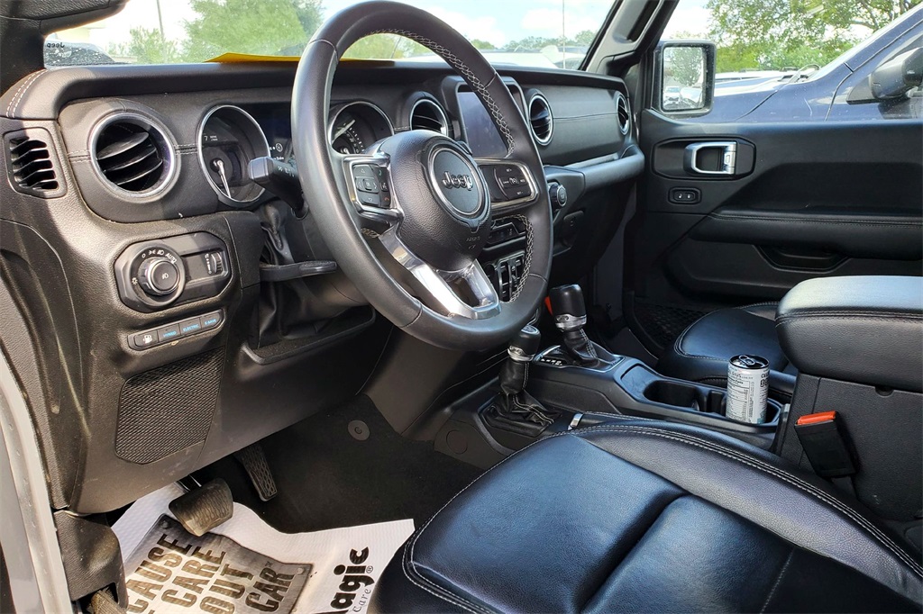 2023 Jeep Wrangler Sahara 4xe photo 9