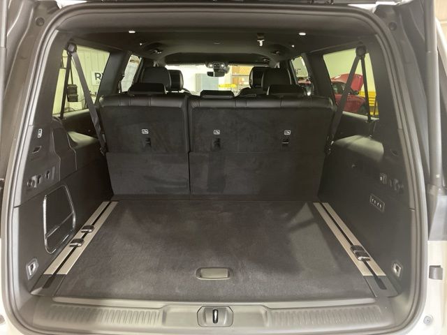 2025 Jeep Wagoneer L Series II Carbide photo 11