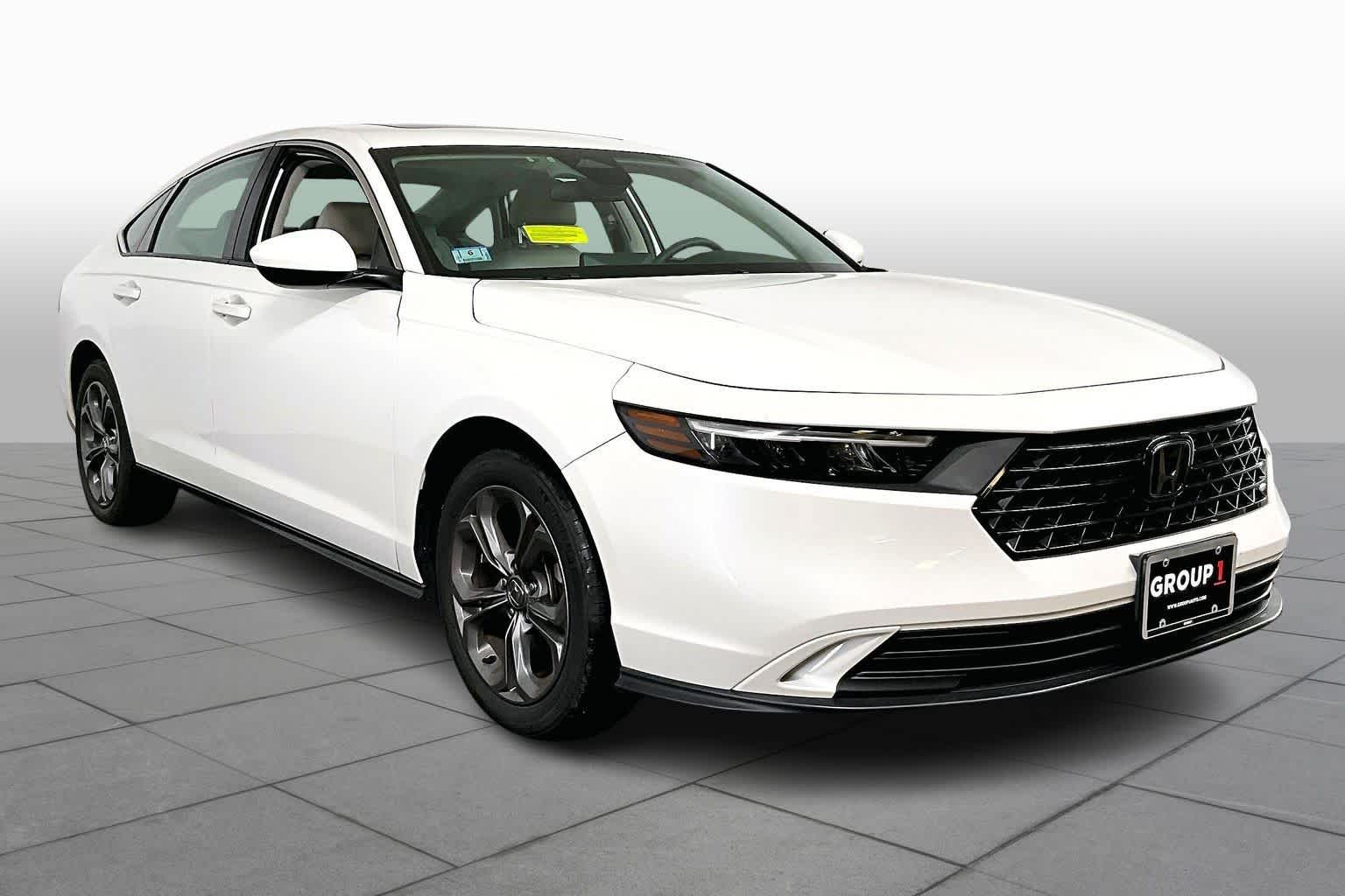 2023 Honda Accord EX photo 2