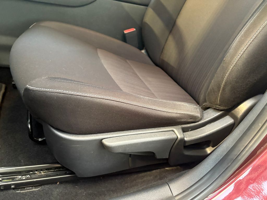 2022 Nissan Sentra SV photo 14