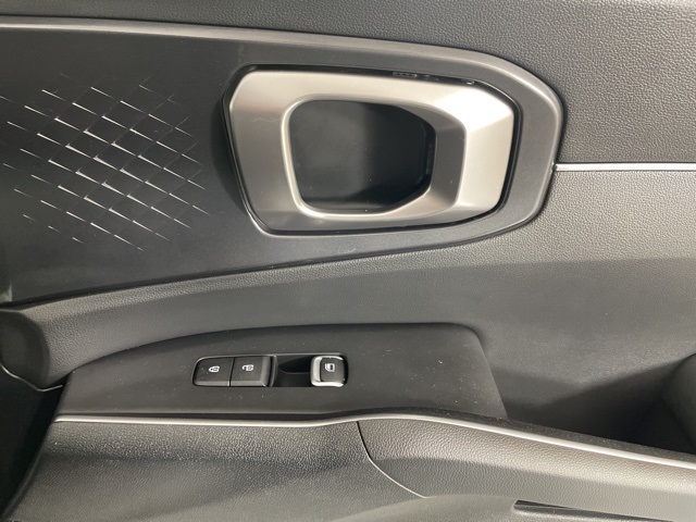 2022 Kia Sorento LX photo 11