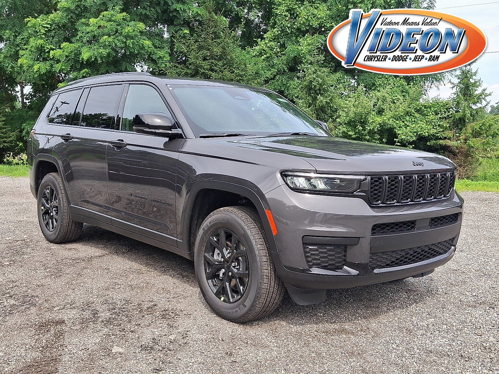 2025 Jeep Grand Cherokee L Altitude's photo