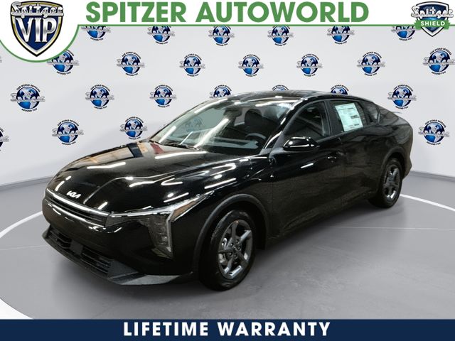 2025 Kia K4 LXS's photo