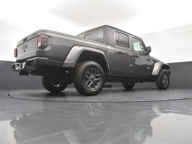 2025 Jeep Gladiator Sport S photo 24