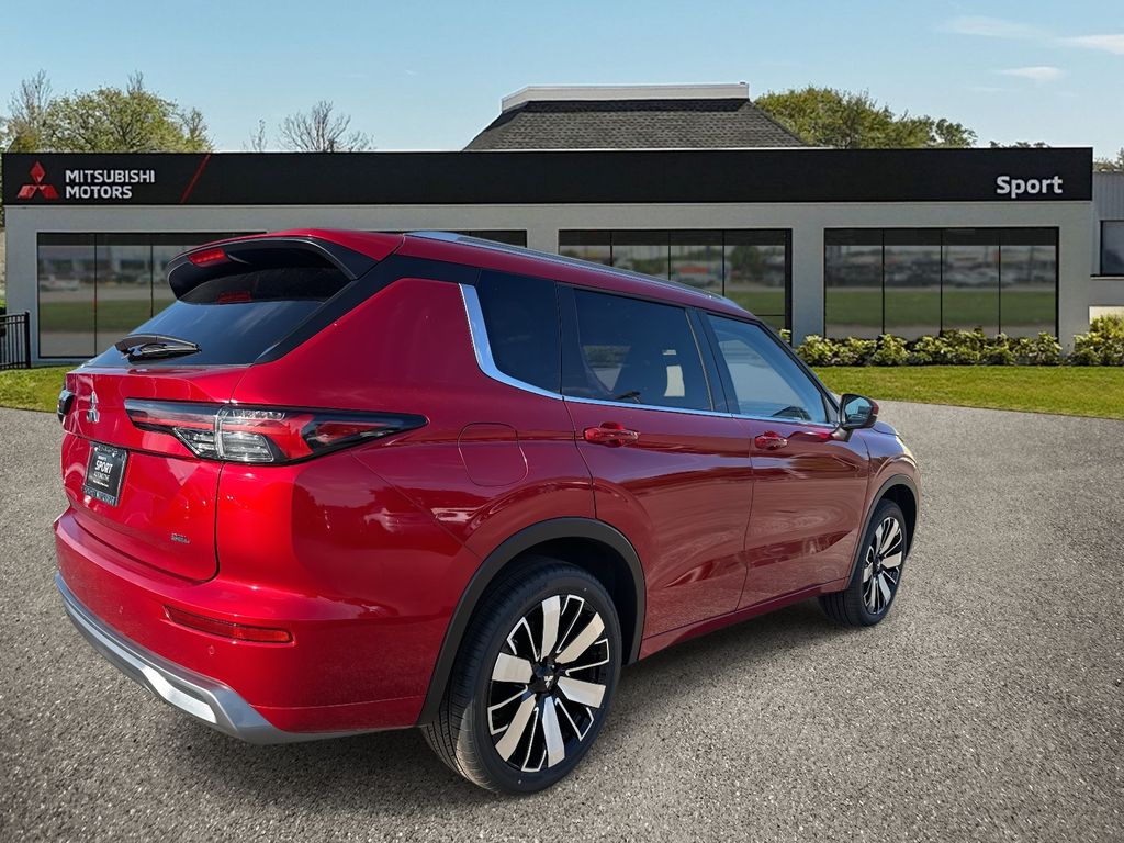 2025 Mitsubishi Outlander SEL photo 3