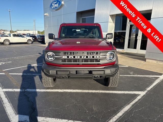 2025 Ford Bronco Base photo 8