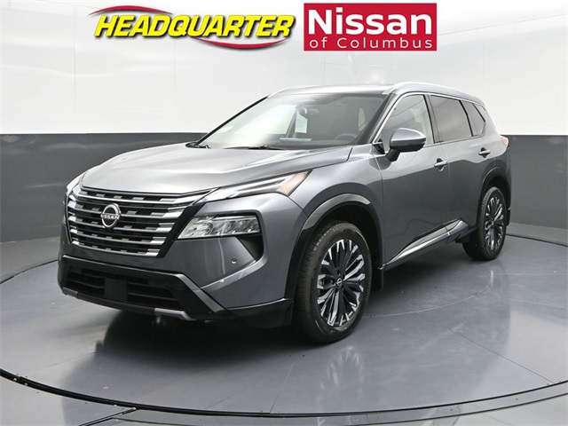 2025 Nissan Rogue Platinum's photo