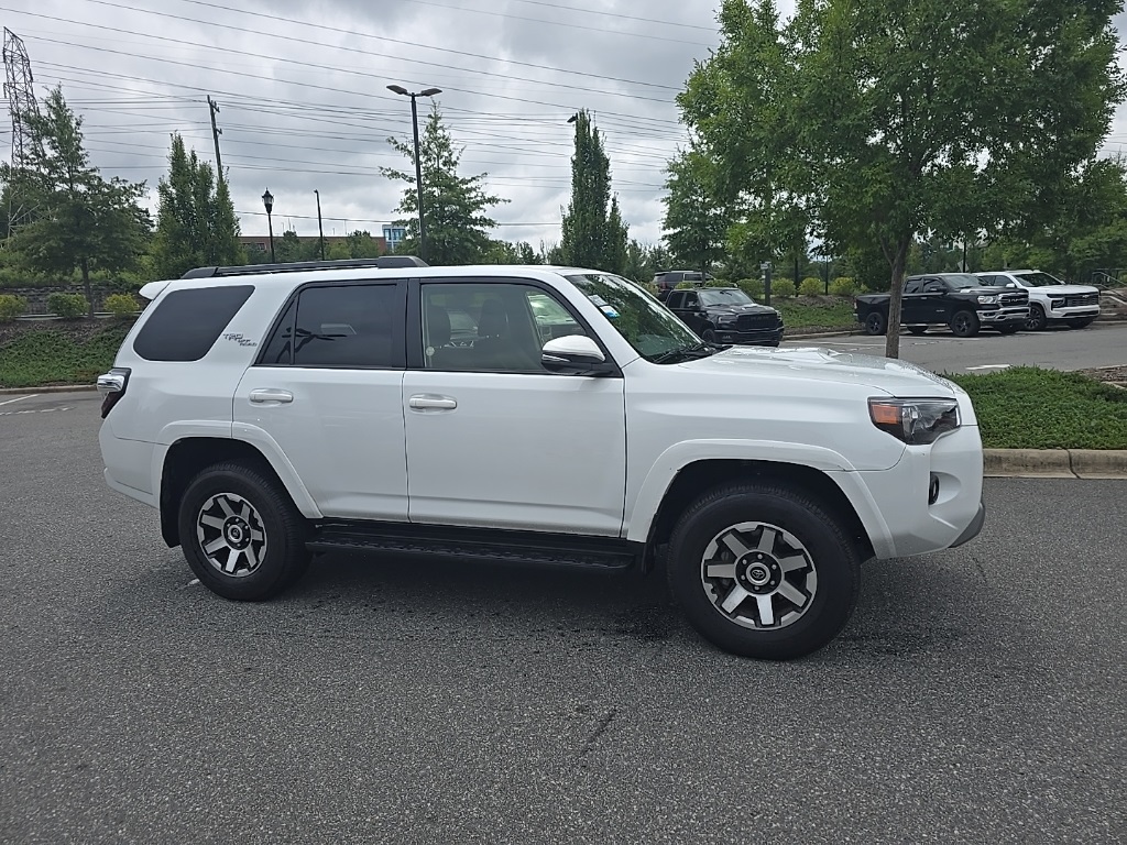 2024 Toyota 4Runner TRD Off-Road Premium photo 2