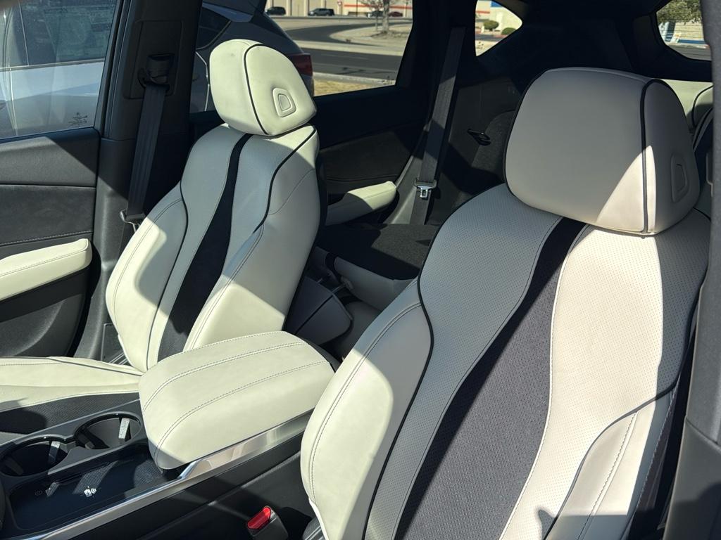 2025 Acura RDX A-Spec photo 4