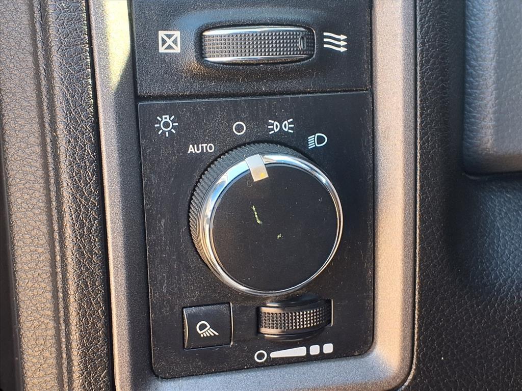 2019 Ram 1500 Classic Tradesman photo 21